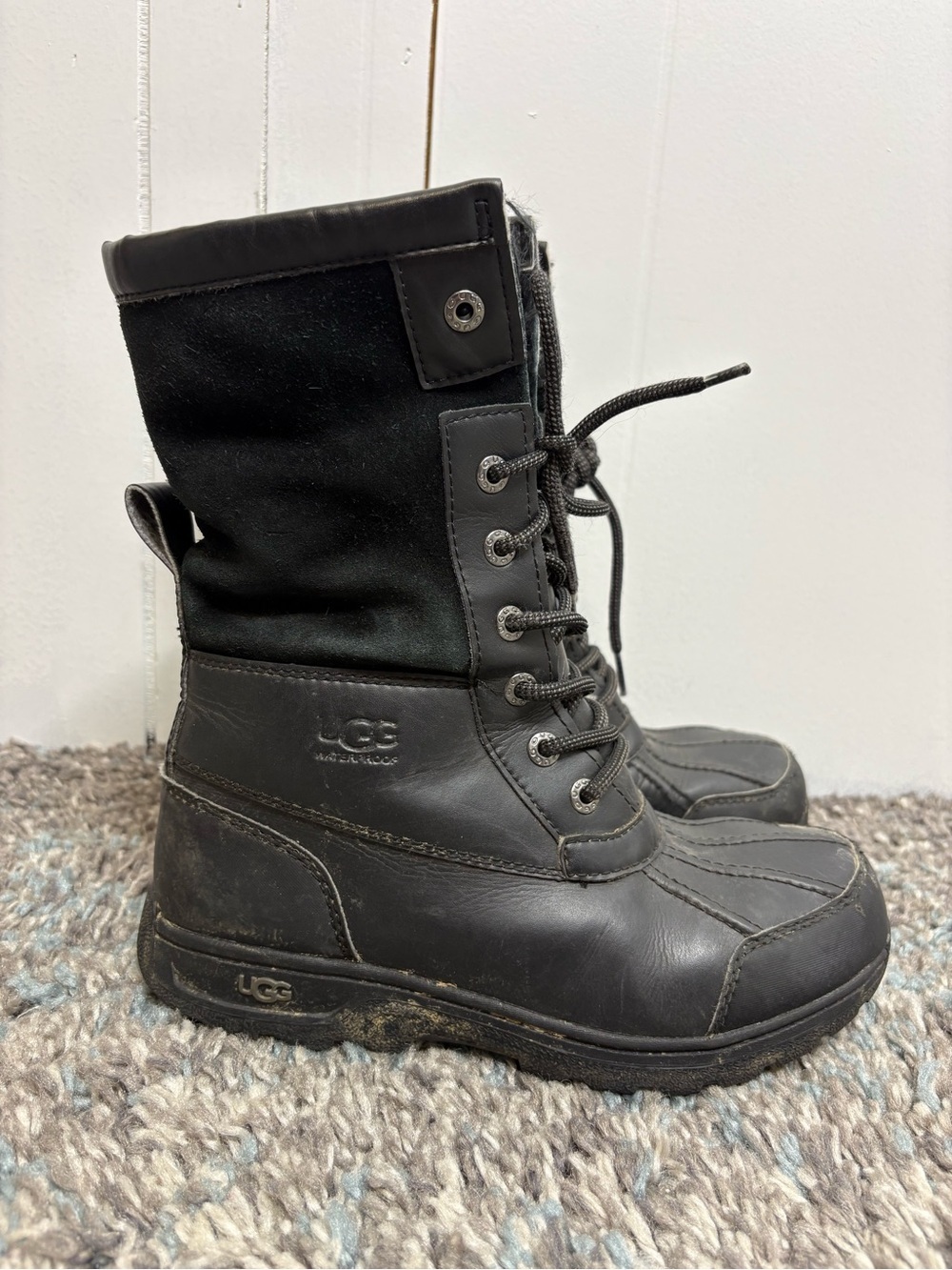 Ugg Boots Kids 4 Butte Lace Up Tall Thinsulate Waterproof All Black Winter